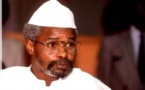 L'ex-président tchadien Hissène Habré amené de force au premier jour de son procès