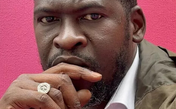 « Ma solidarité au Centre TERANIM » : Monza dénonce les pratiques au sein du Ministère de la Culture